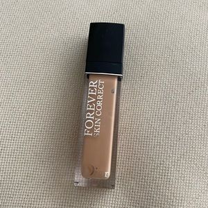 Dior Forever Skin Correct concealer 2N